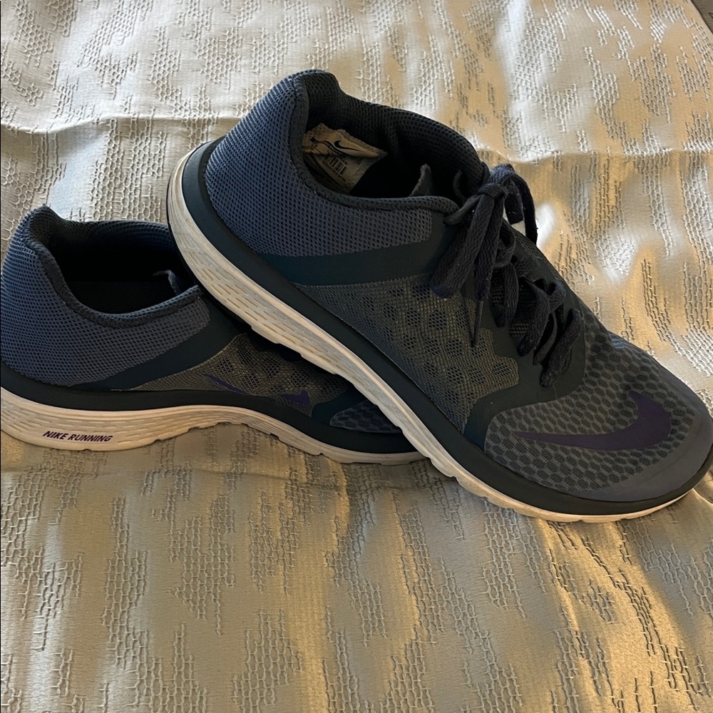 Nike Women’s Slate Blue W purple swoosh Athletic Shoes